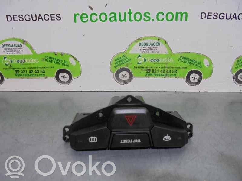 SsangYong Korando Botón interruptor de luz de peligro 