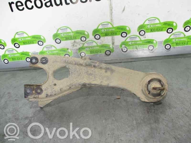 KIA Pro Cee'd I Galinė svirtis 