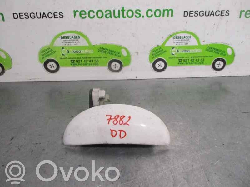 Peugeot 107 Manecilla externa puerta delantera 