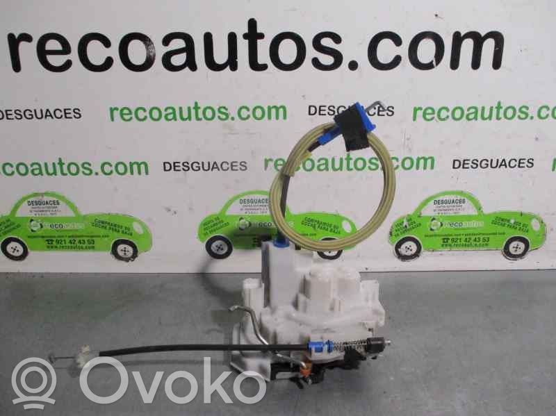Peugeot Bipper Priekšpusē slēdzene 