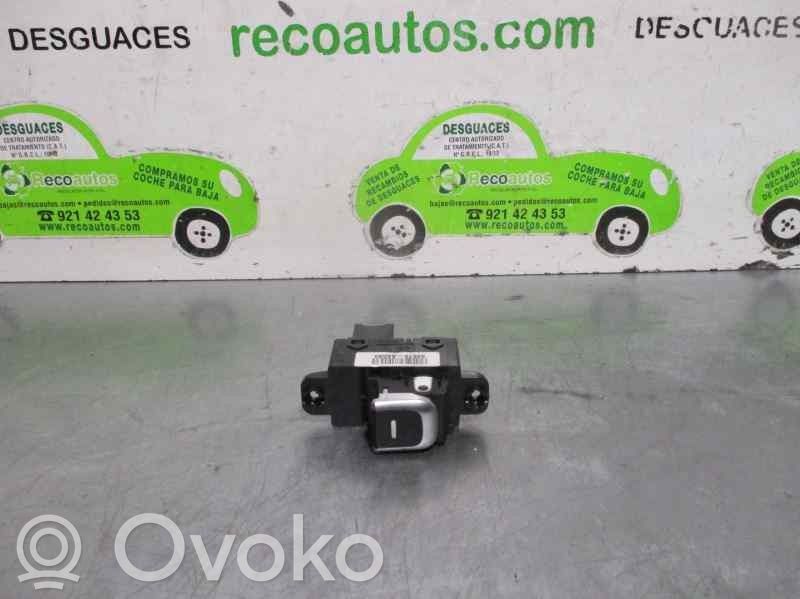 KIA Carens III Przyciski szyb 