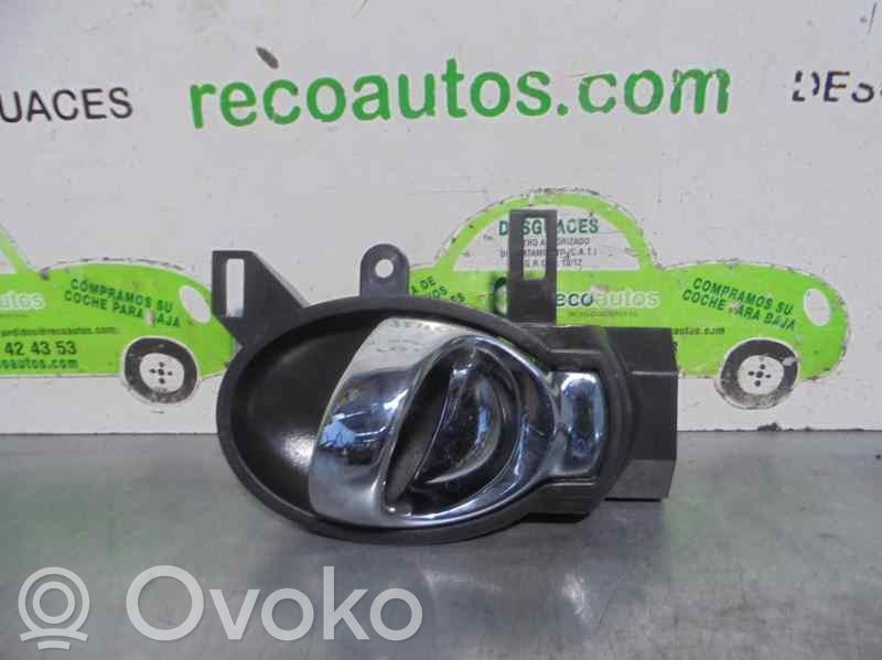 Nissan Juke I F15 Front door interior handle 