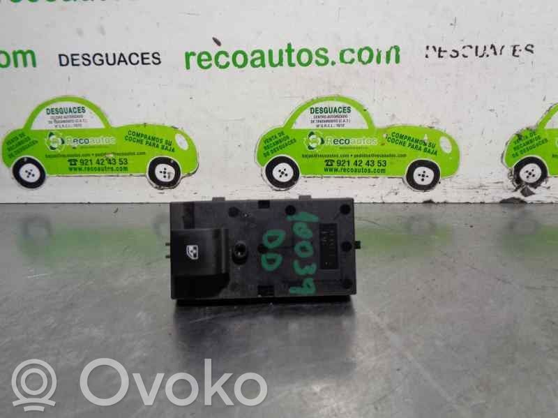 Chevrolet Aveo Electric window control switch 