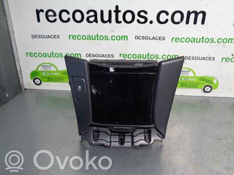 Hyundai i40 Consola central 