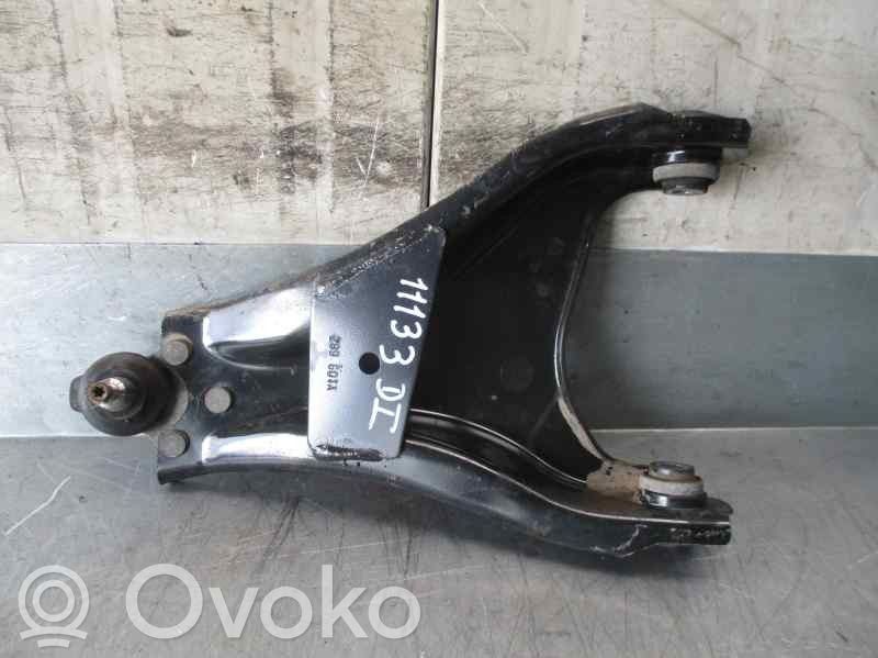 Front control arm   289601A,2438764,00138R