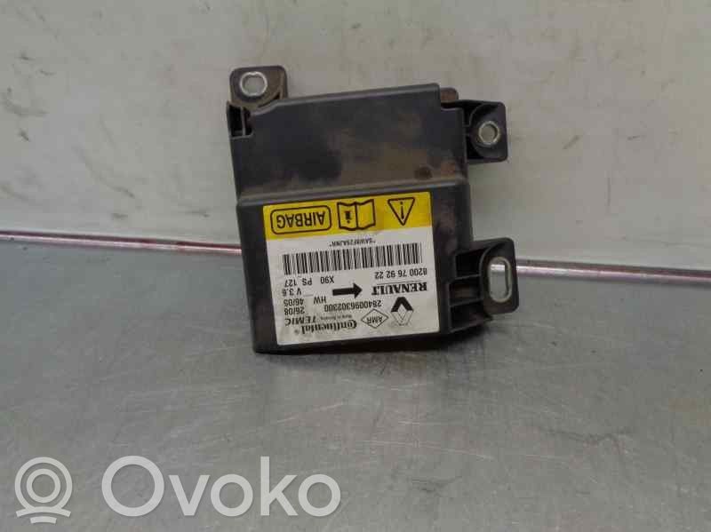 Dacia Sandero Airbag control unit/module 