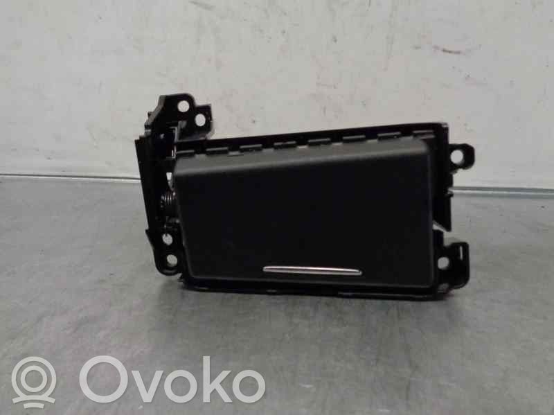 Lexus CT 200H Other control units/modules 