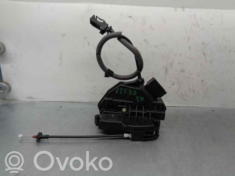 Ford Focus Zamek drzwi tylnych 