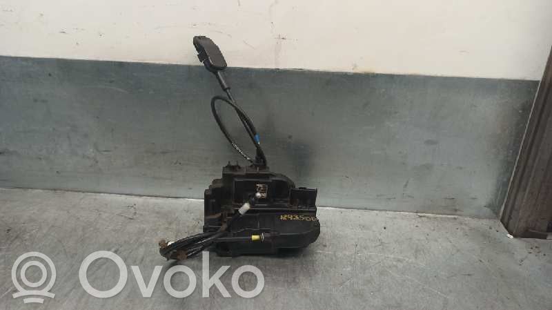 Nissan Micra Zamek drzwi przednich 