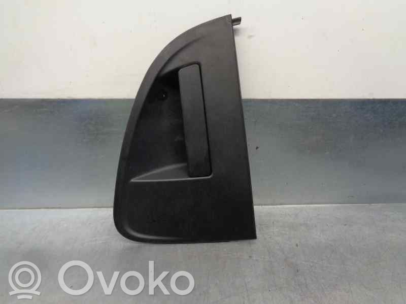 Chevrolet Aveo Manecilla externa puerta trasera 
