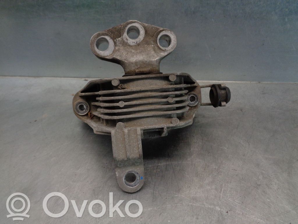 Engine mount bracket   13248475