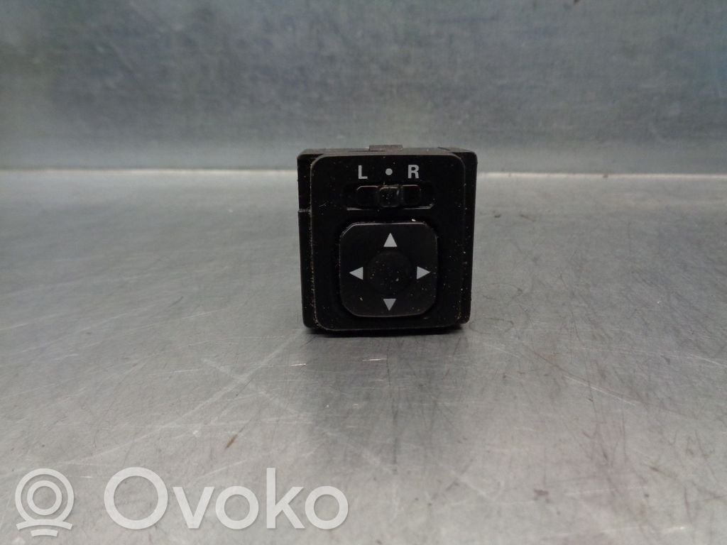Mitsubishi Lancer X Interruptor del espejo lateral 