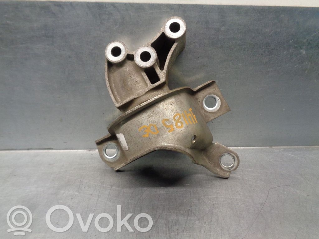 Ford Ka Engine mount bracket 