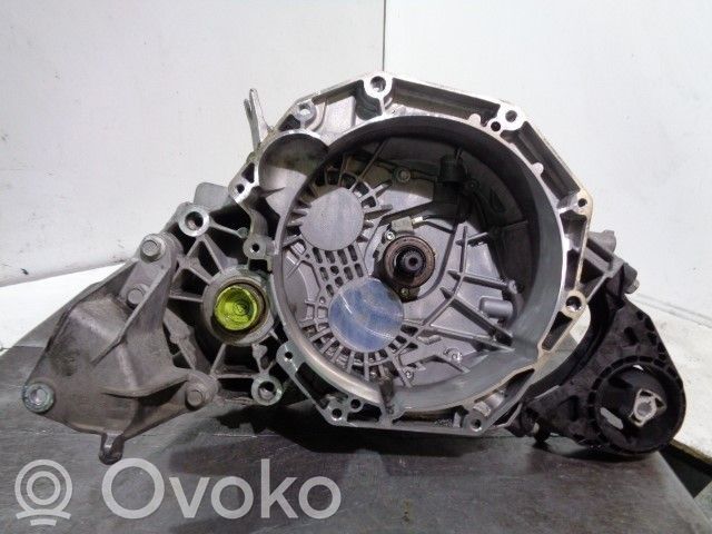 Chevrolet Cruze Manualna 5-biegowa skrzynia biegów 