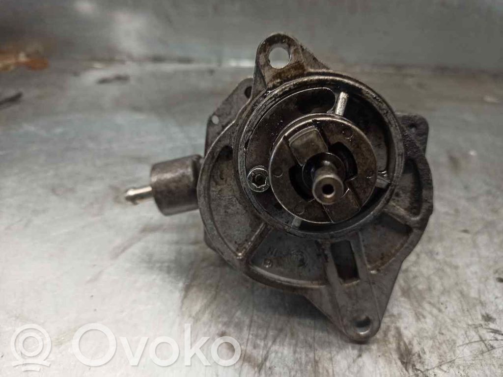 Chrysler PT Cruiser Vacuum pump 