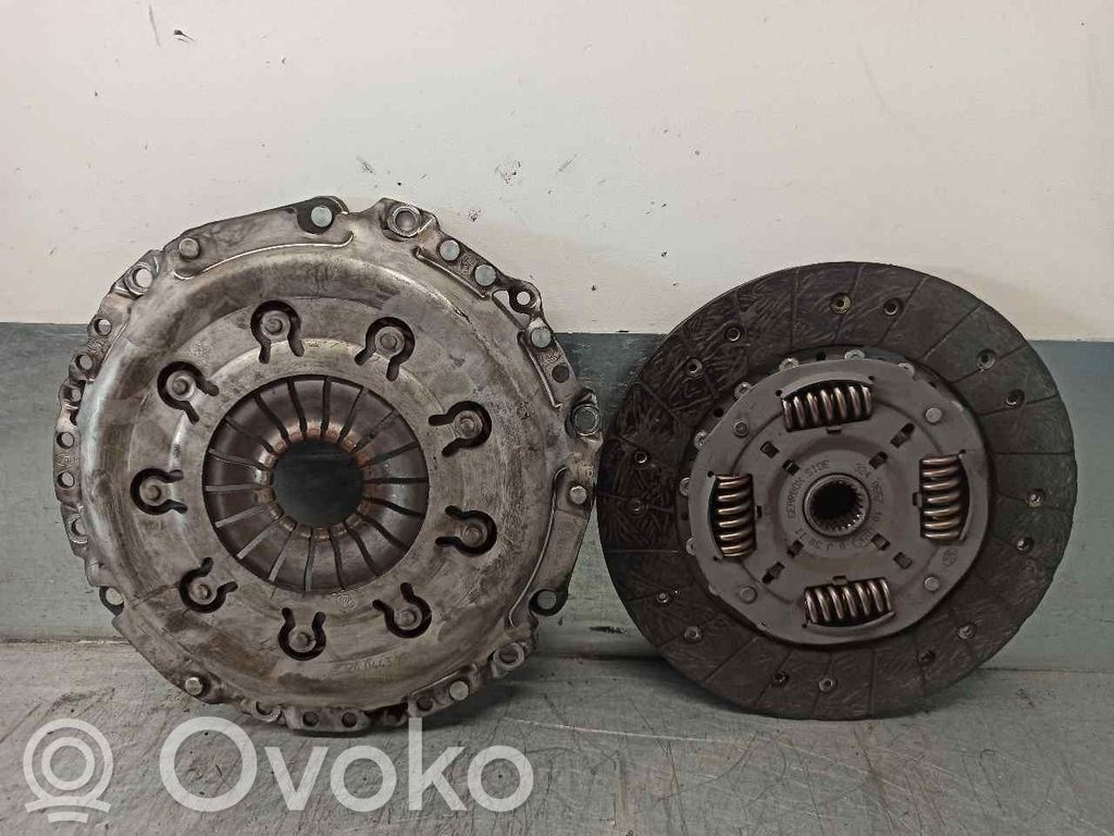 Ford Tourneo Kit d'embrayage 