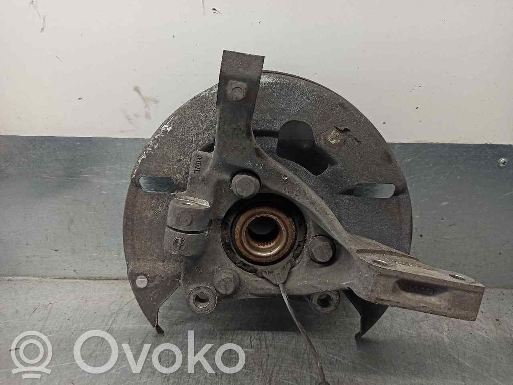 Saab 9-3 Ver2 Zwrotnica koła przedniego 