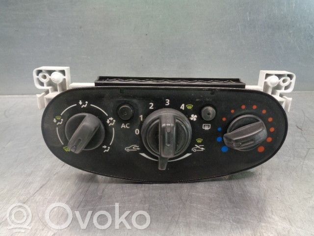 Dacia Duster Air conditioner control unit module 