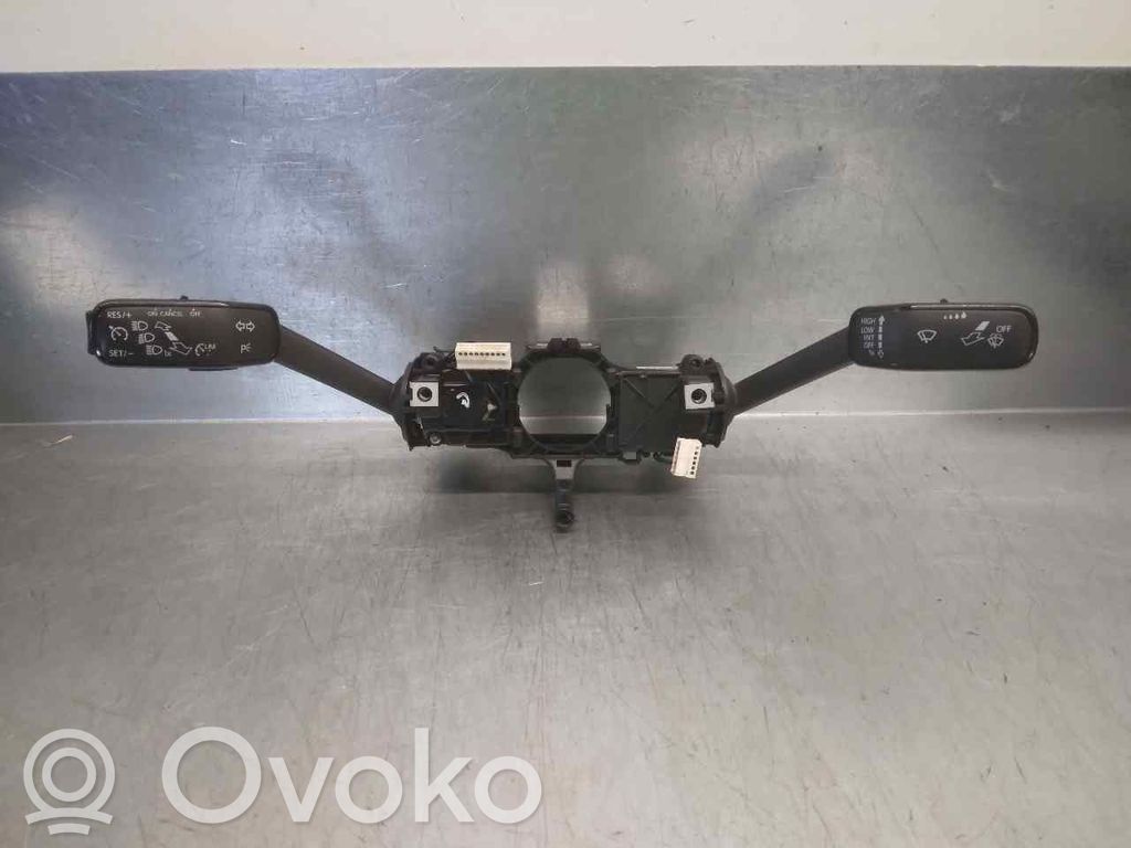 Skoda Superb B8 (3V) Interruptor de control del panel de luces 