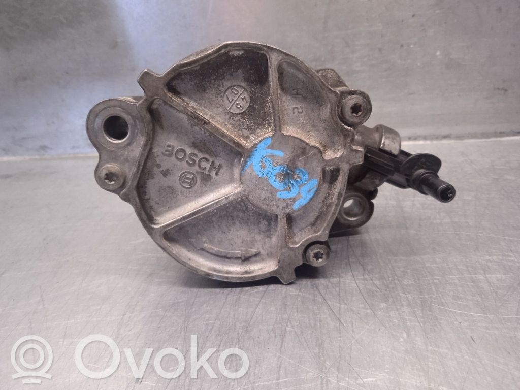 Mazda 3 I Vacuum pump 
