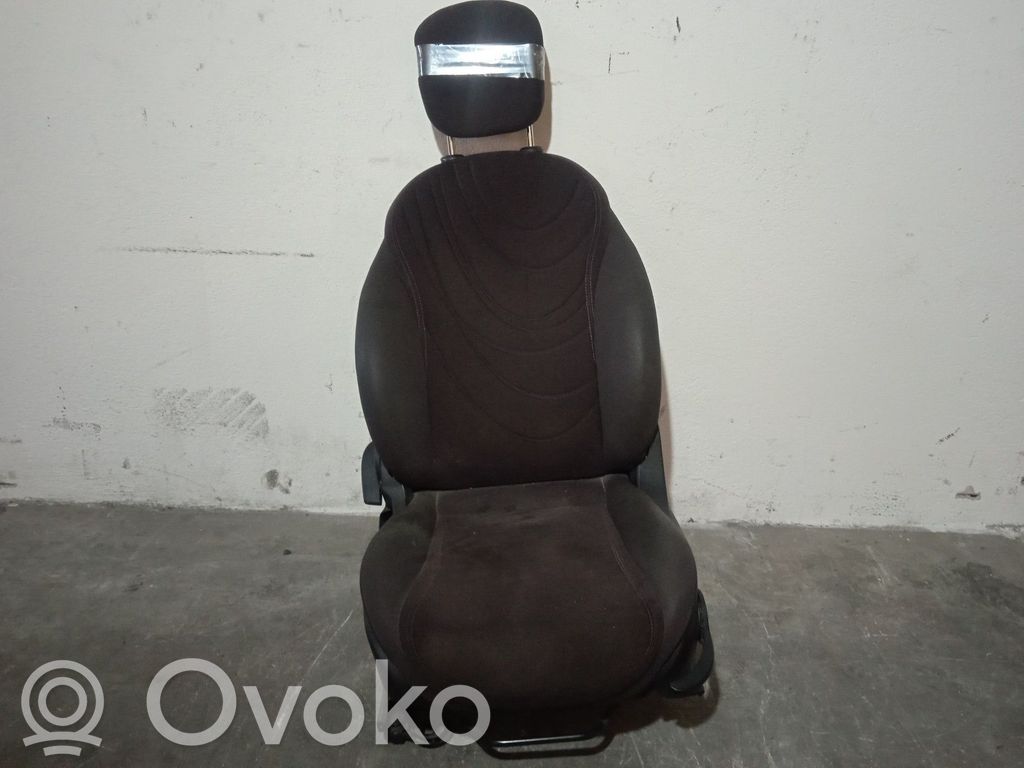 Lancia Ypsilon Front driver seat 