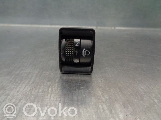 Nissan Note (E12) Panel lighting control switch 