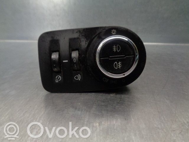 Opel Zafira C Panel lighting control switch 