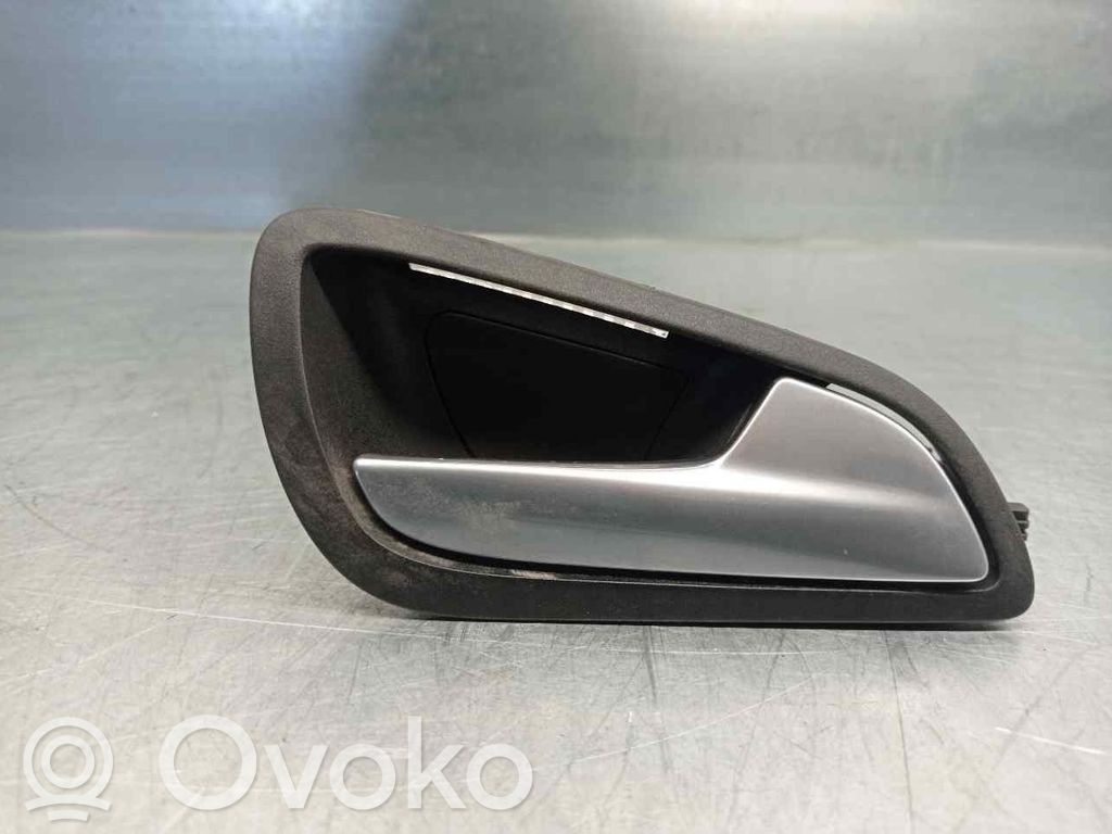 Ford Focus Klamka wewnętrzna drzwi przednich 