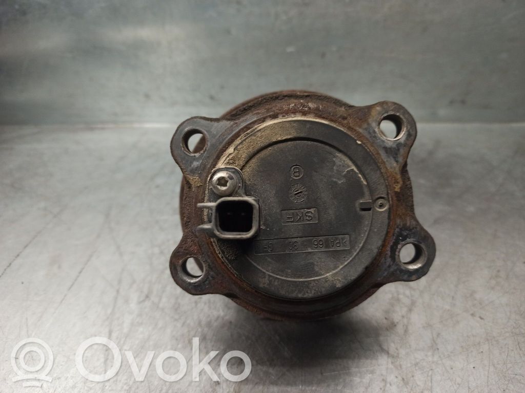 Ford Focus Aizmugurē riteņa rumbas vārpstas šarnīrs (stupica, capfa) 