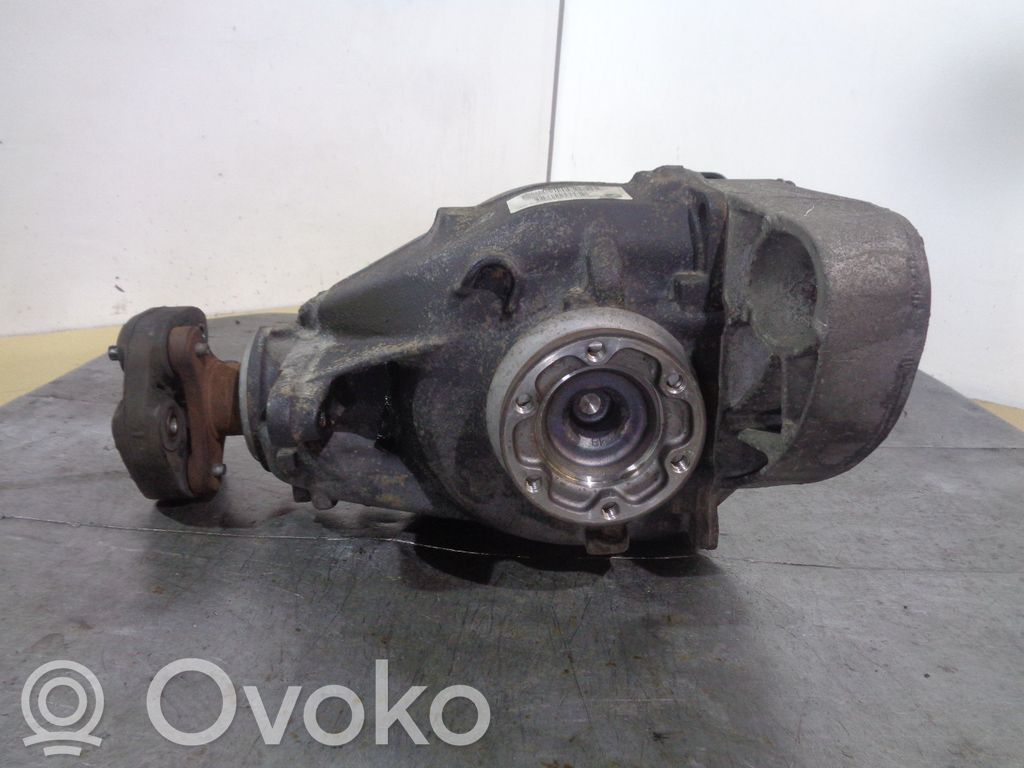 Rear differential   7598855,33107566170