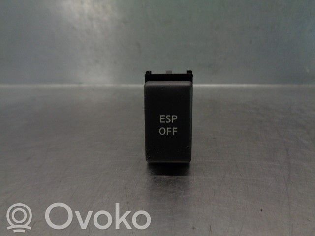 Nissan Qashqai+2 Multifunctional control switch/knob 