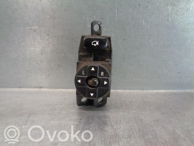 KIA Carnival Wing mirror switch 