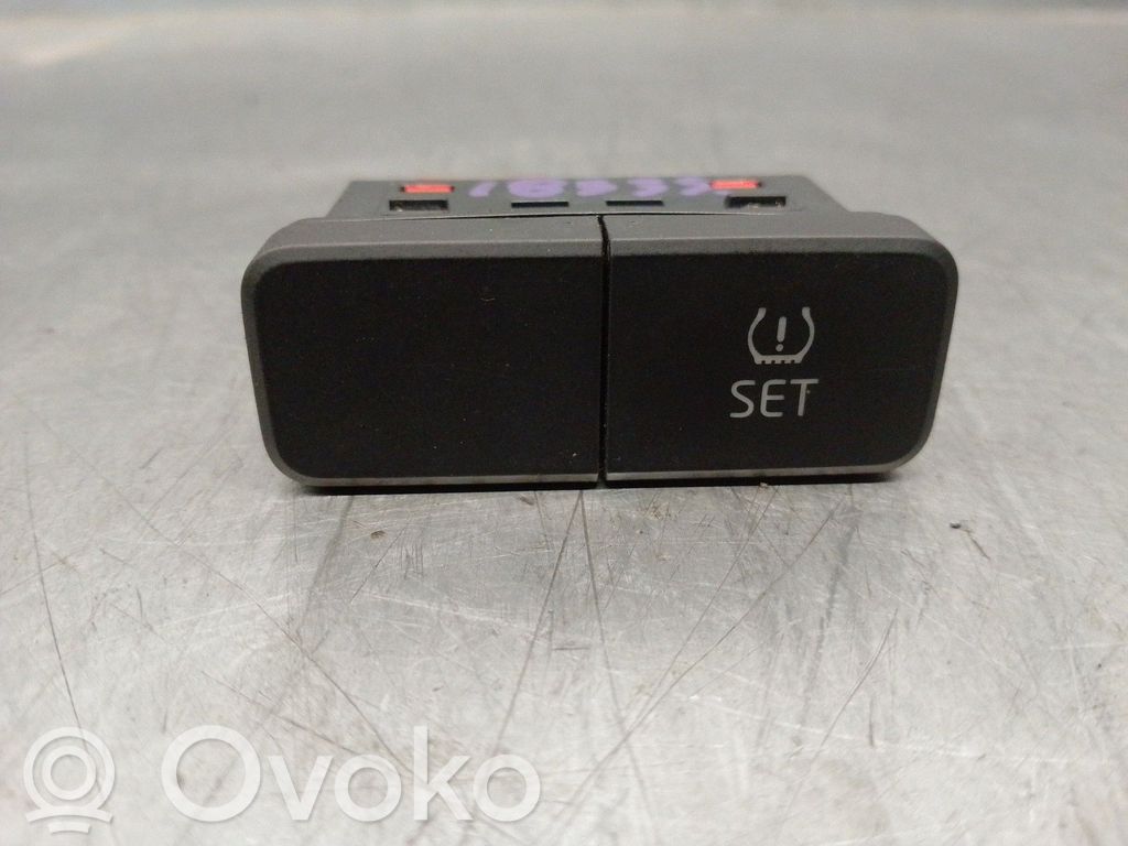Interruptor de control multifunción   1S0953508A