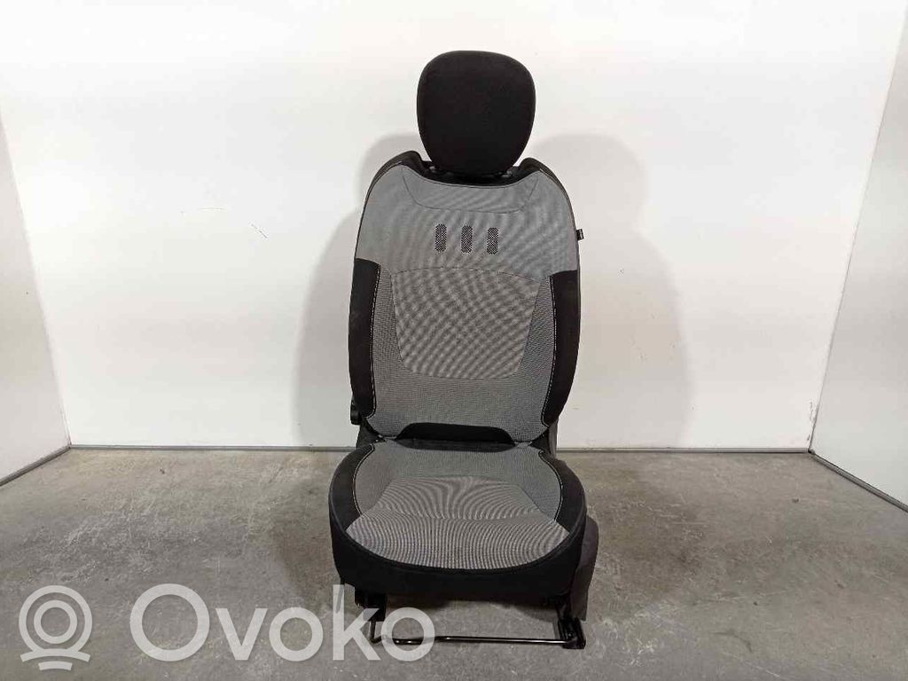 Renault Captur Kuljettajan istuin 