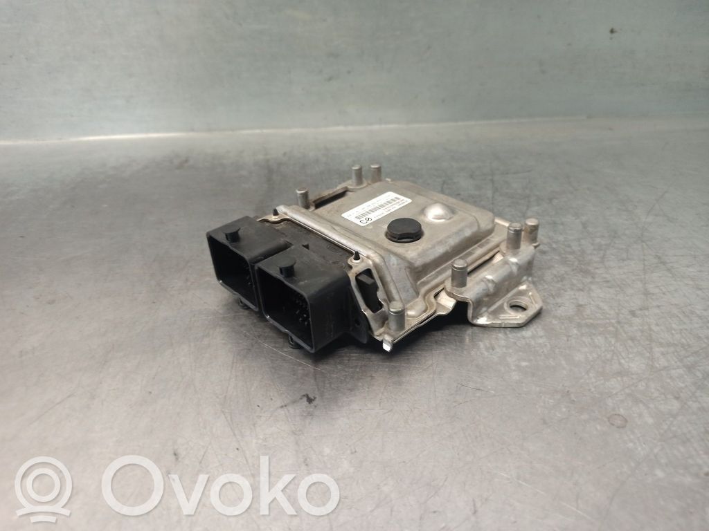 Engine control unit/module   33920M68K00,0261S04260,BOSCH