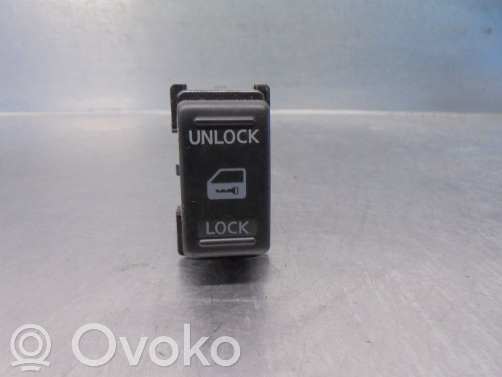 Interruptor de control multifunción   252105X00A