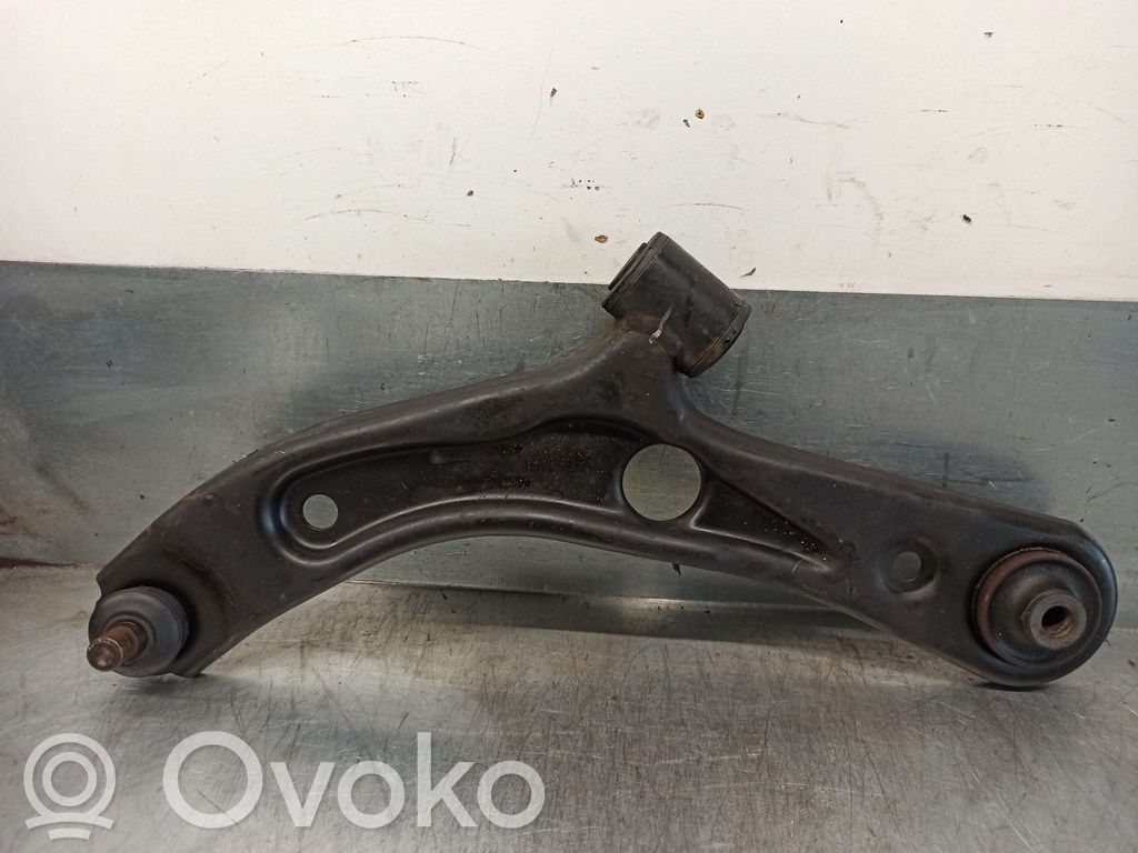 Suzuki Swift I Querlenker vorne 