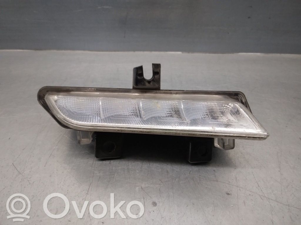 Scheinwerfer   266059367R,5PUERTAS,DELED