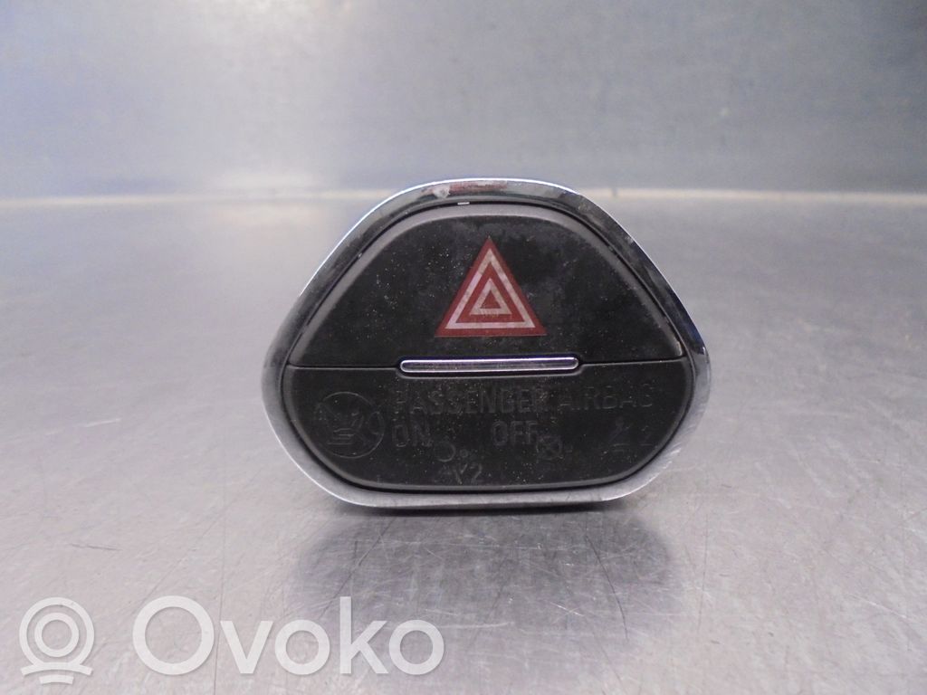 Opel Corsa E Hazard light switch 