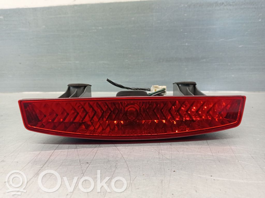 KIA Rio Third/center stoplight 