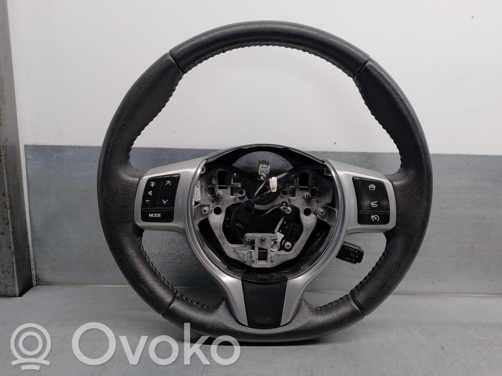Toyota Yaris Volan 