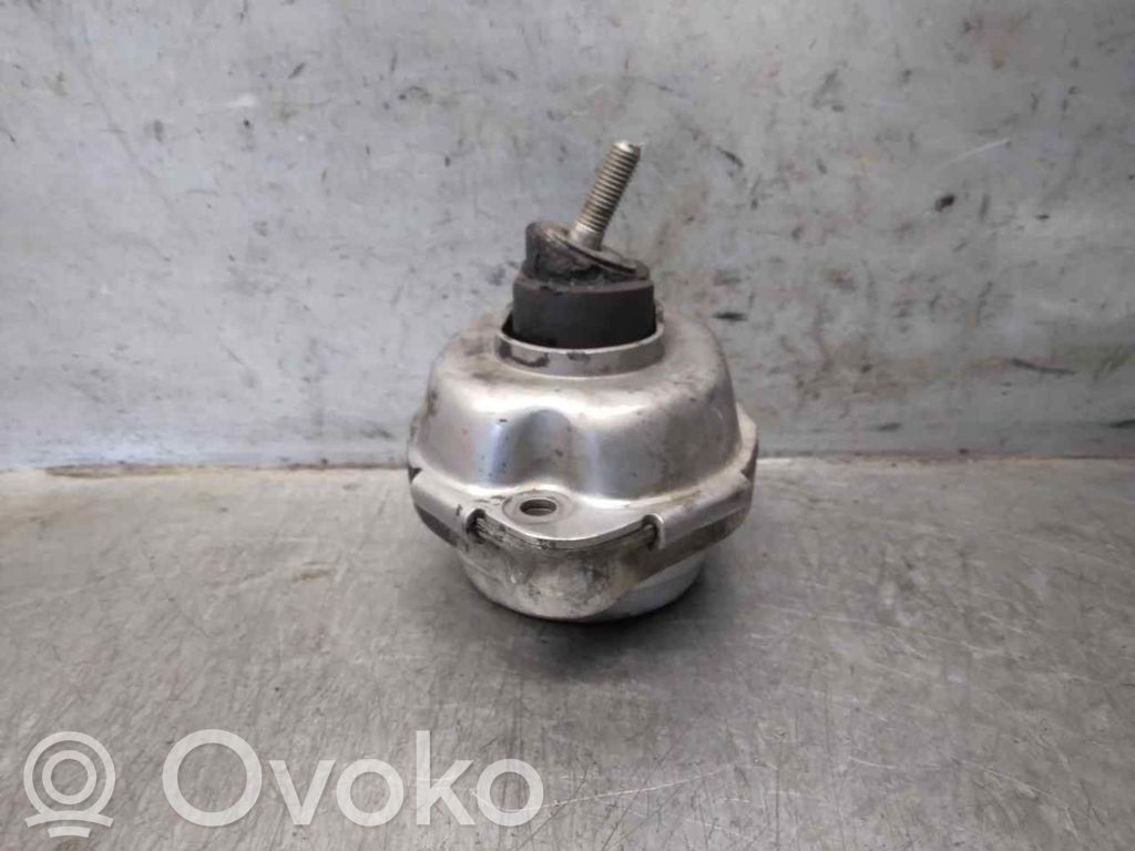BMW X3 E83 Engine mount bracket 