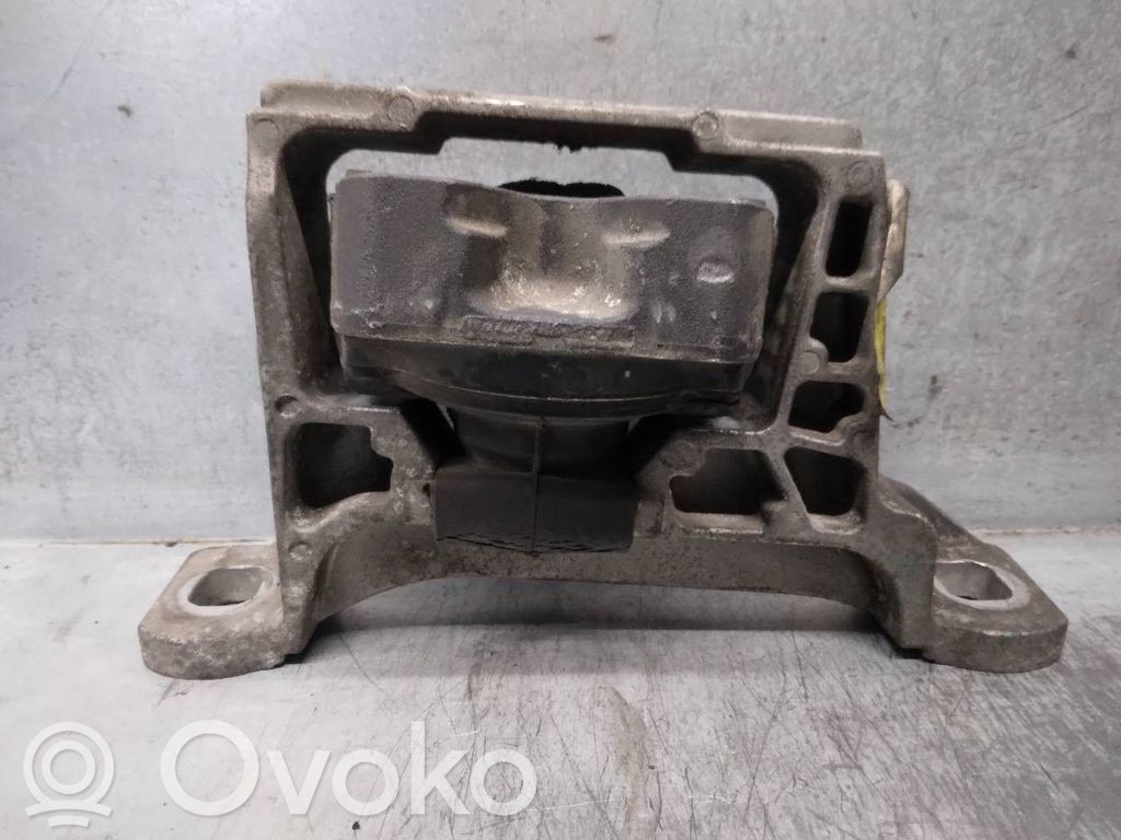 Ford Transit Engine mount bracket 