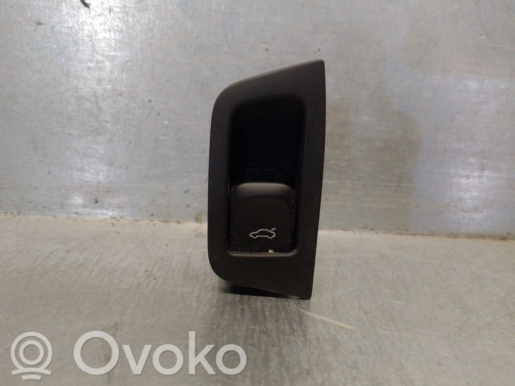Audi Q3 8U Interruptor de control multifunción 