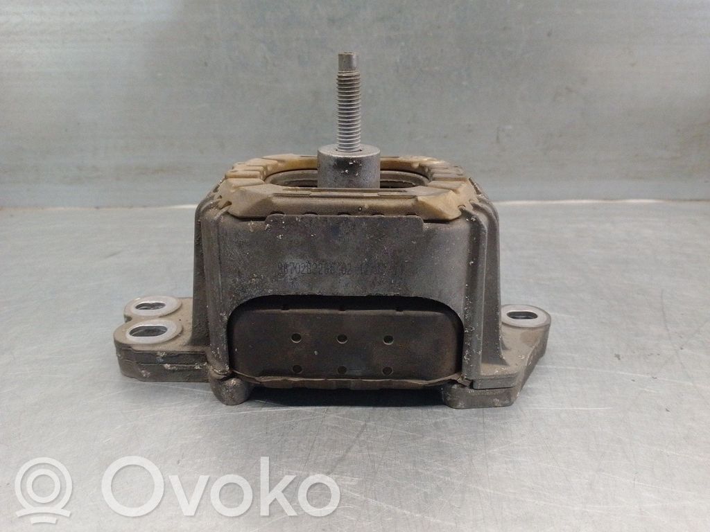 Citroen C5 Engine mount bracket 