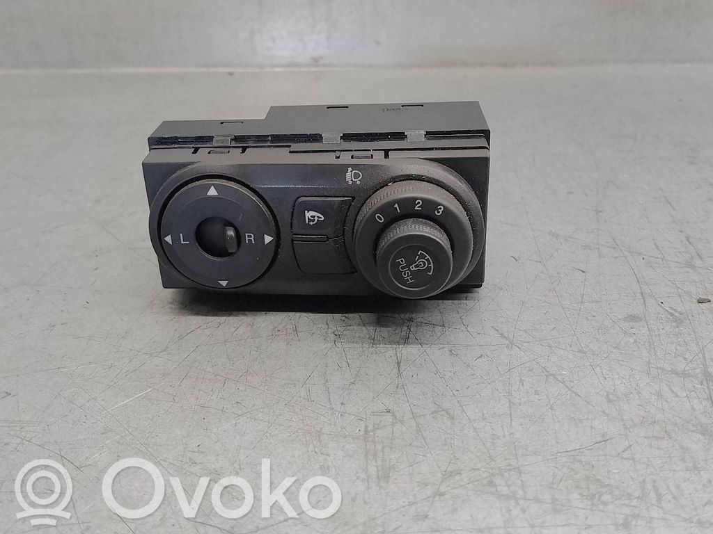 Chevrolet Captiva Panel lighting control switch 
