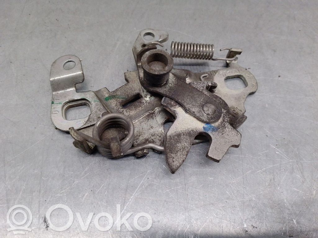Citroen C4 SpaceTourer Tie down hook / loop 