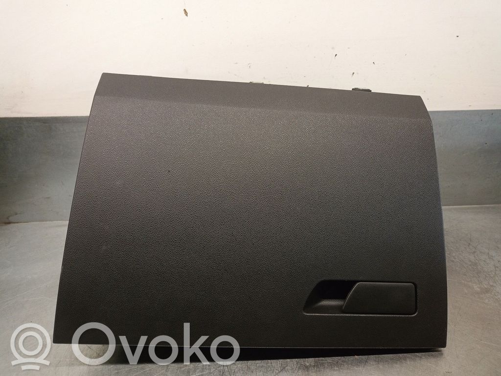 Guantera   5F1857095