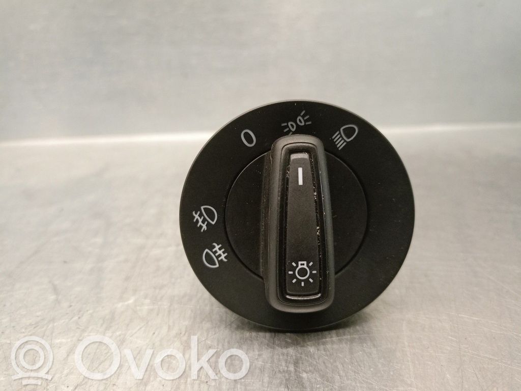 Seat Leon (5F) Panel lighting control switch 
