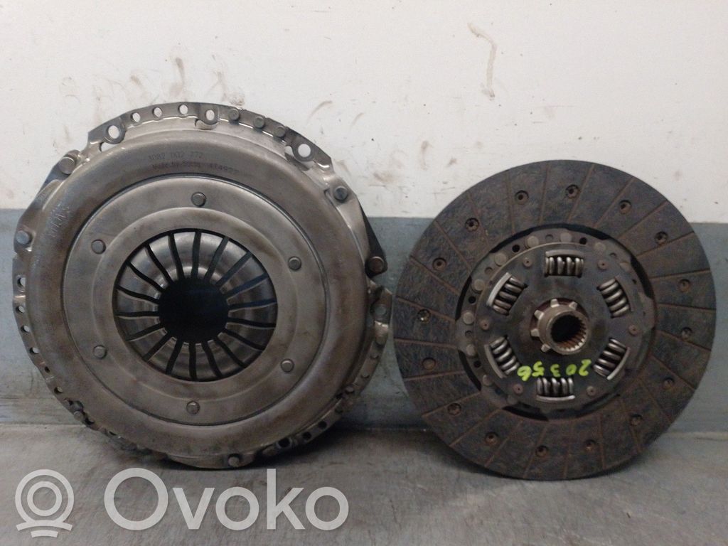 Sprzęgło / Komplet   664296,3082002772,SACHS